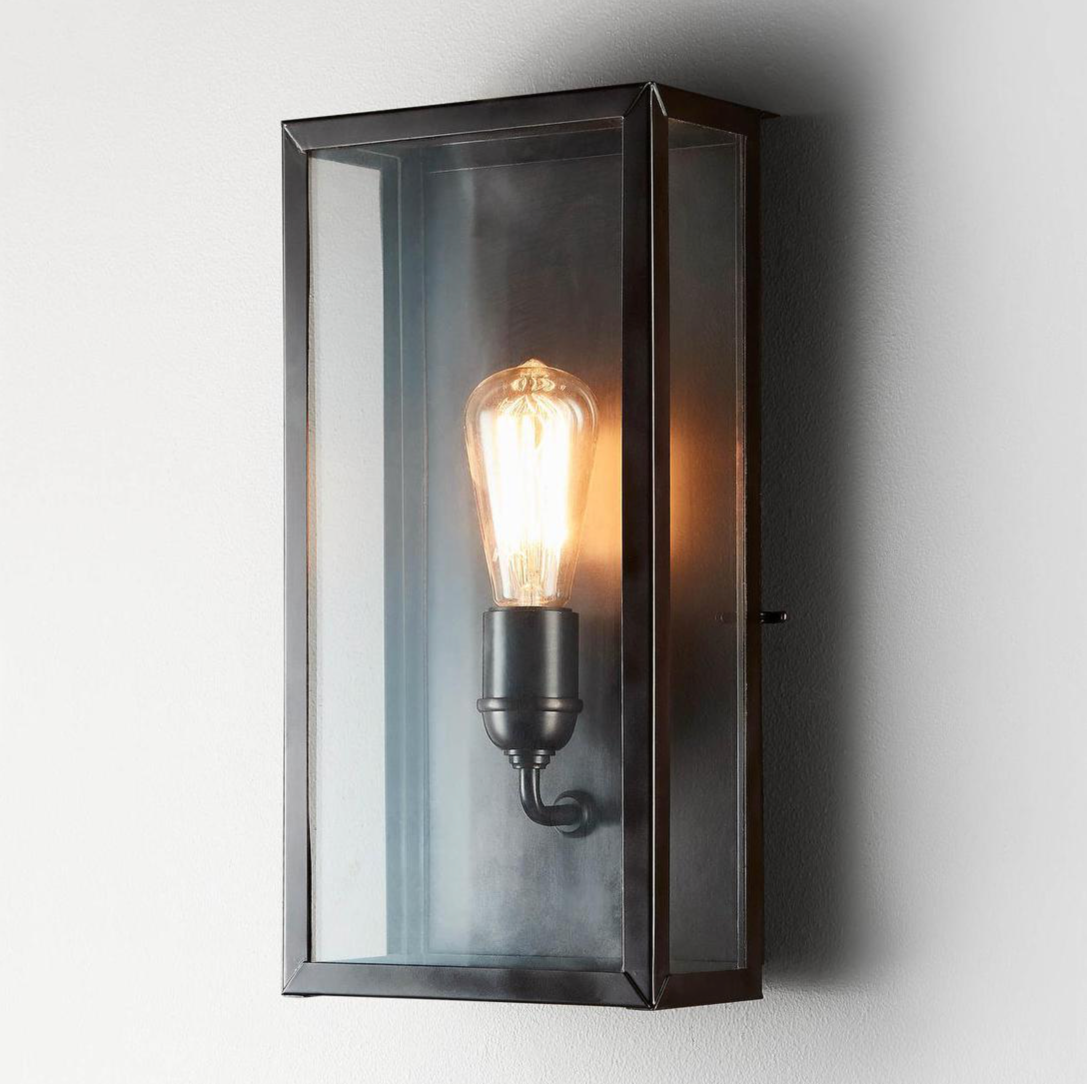 Goodman Outdoor Wall Light - Hampton Style Exterior Lamp - Lightingales