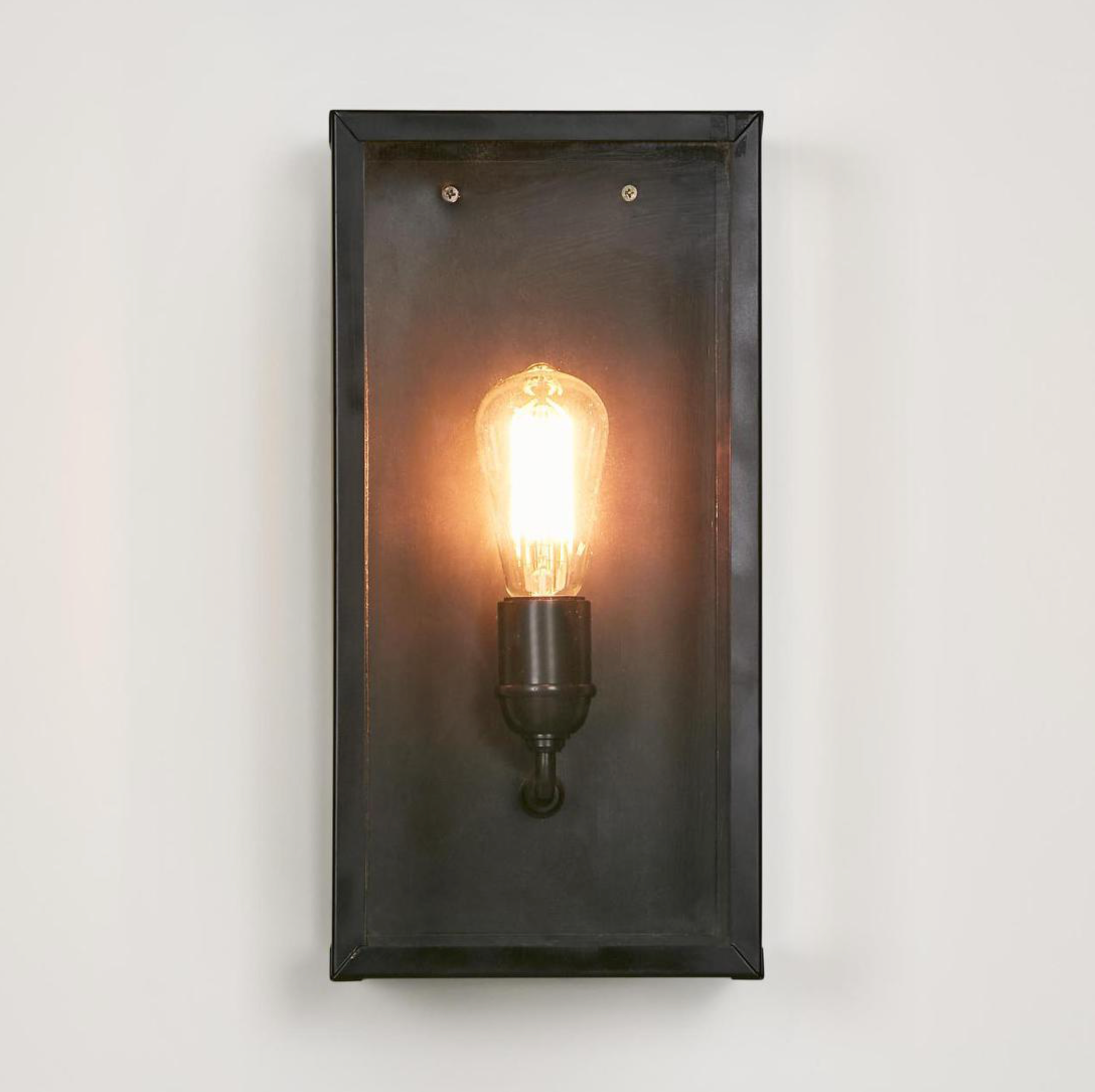 Goodman Outdoor Wall Light - Hampton Style Exterior Lamp - Lightingales