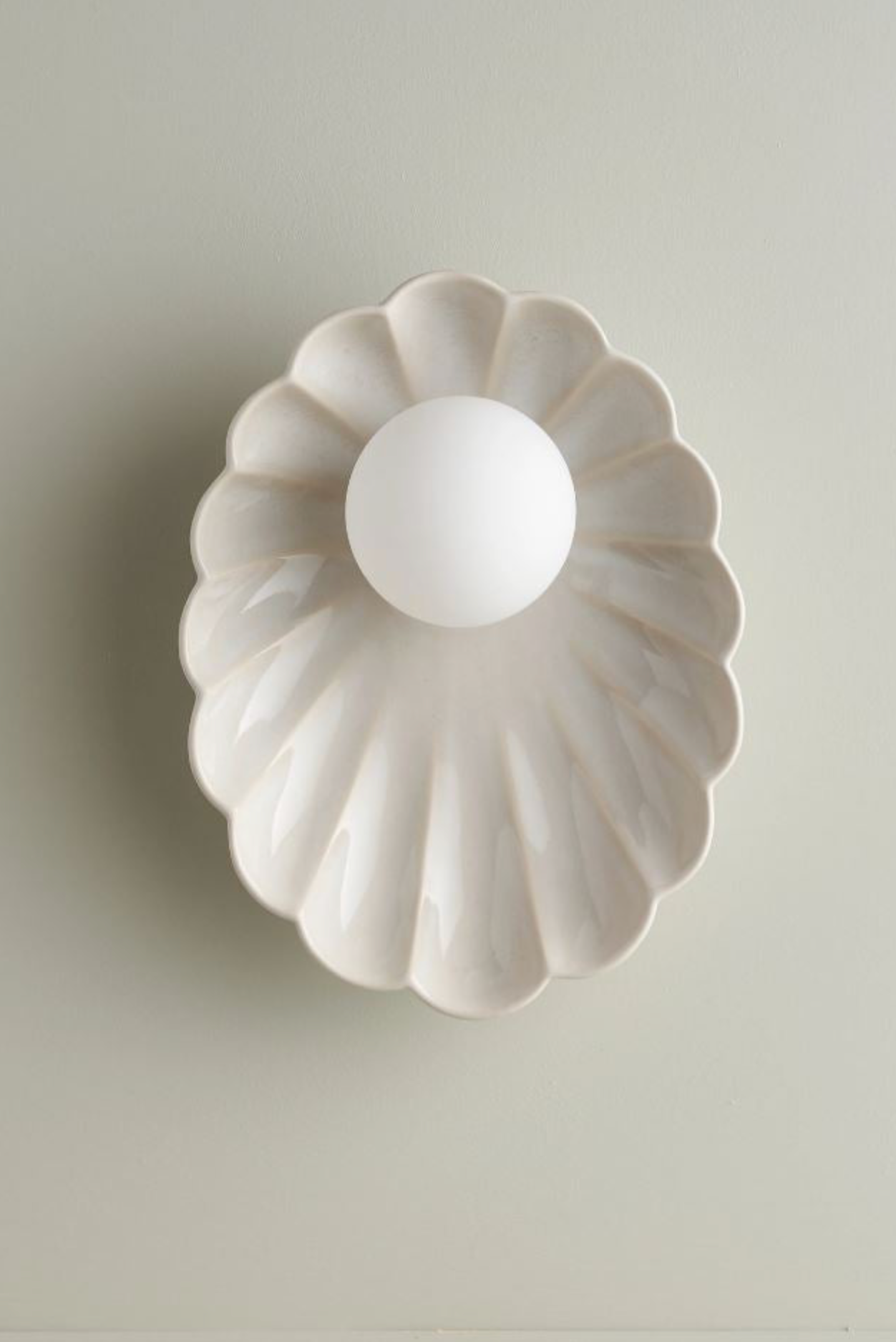 Oyster | Wall Light