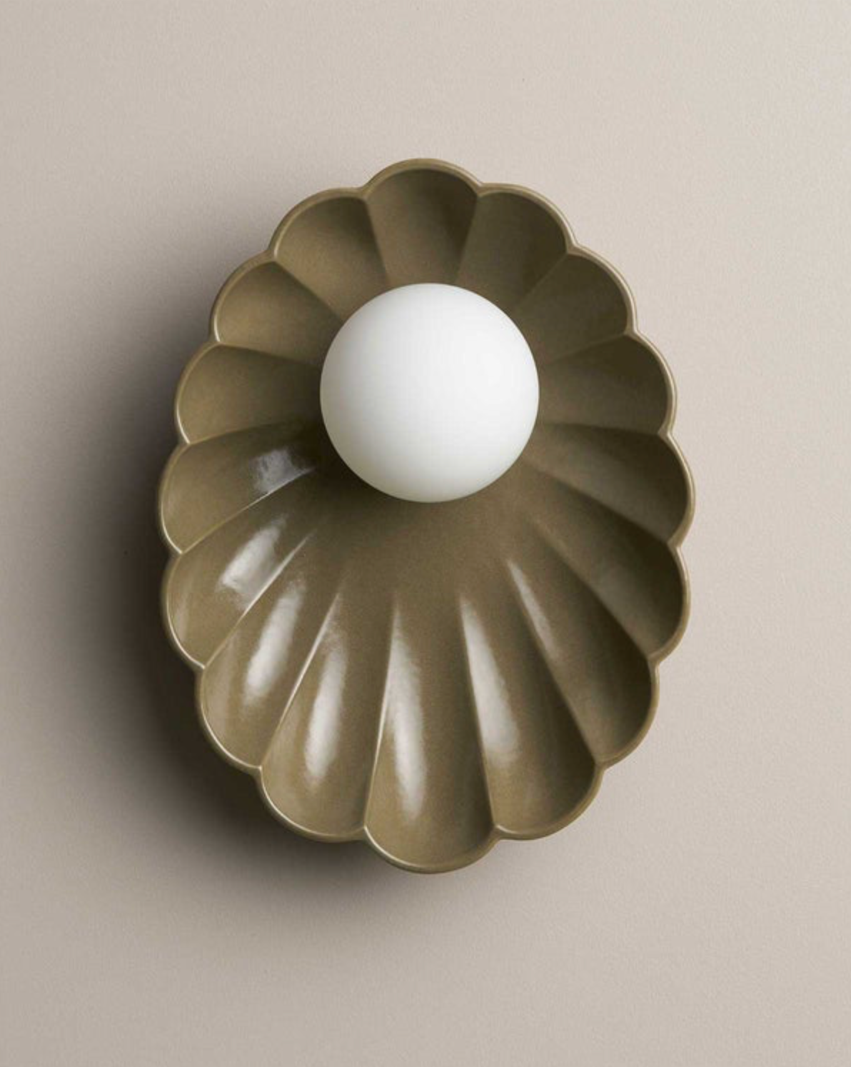 Oyster | Wall Light