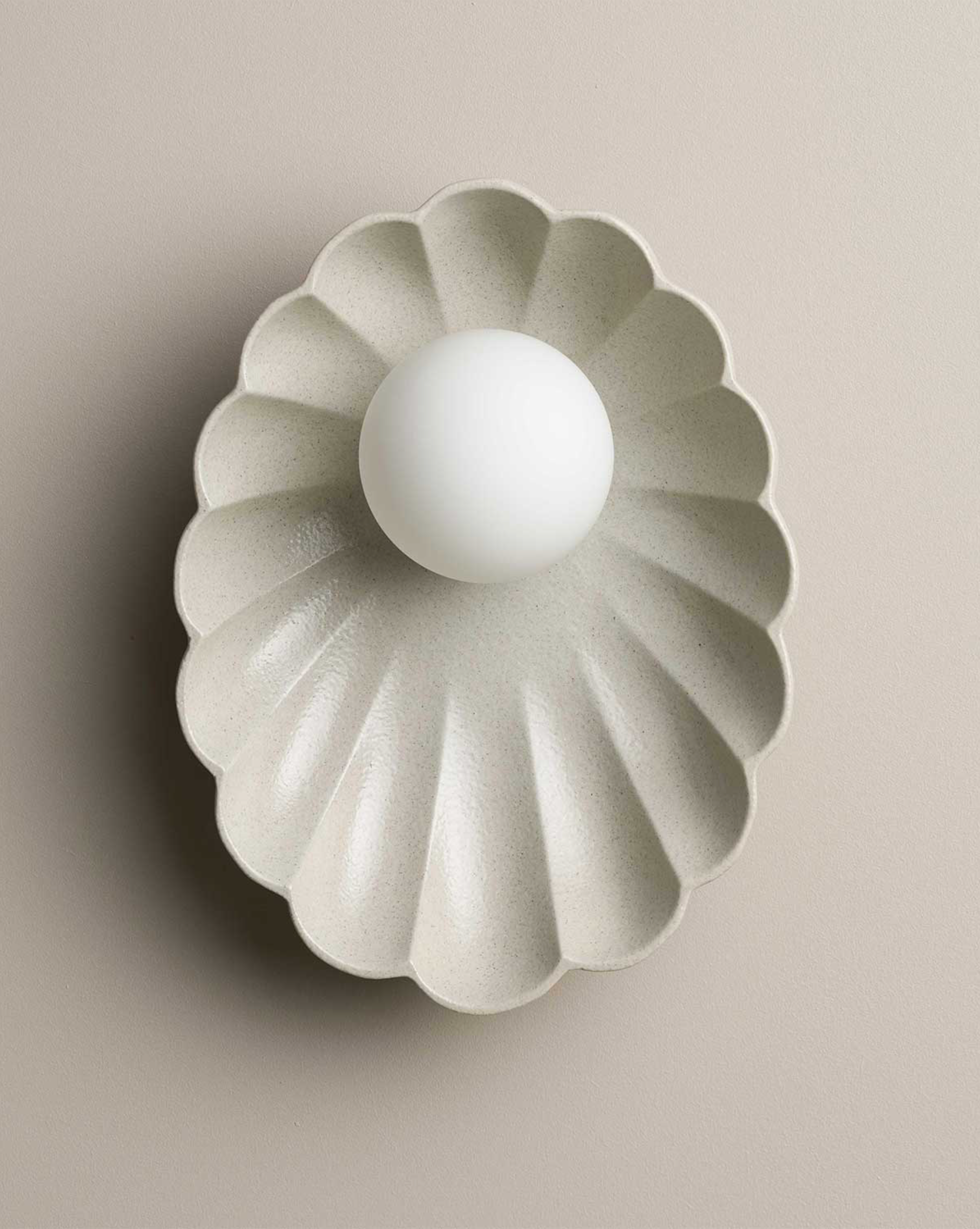 Oyster | Wall Light