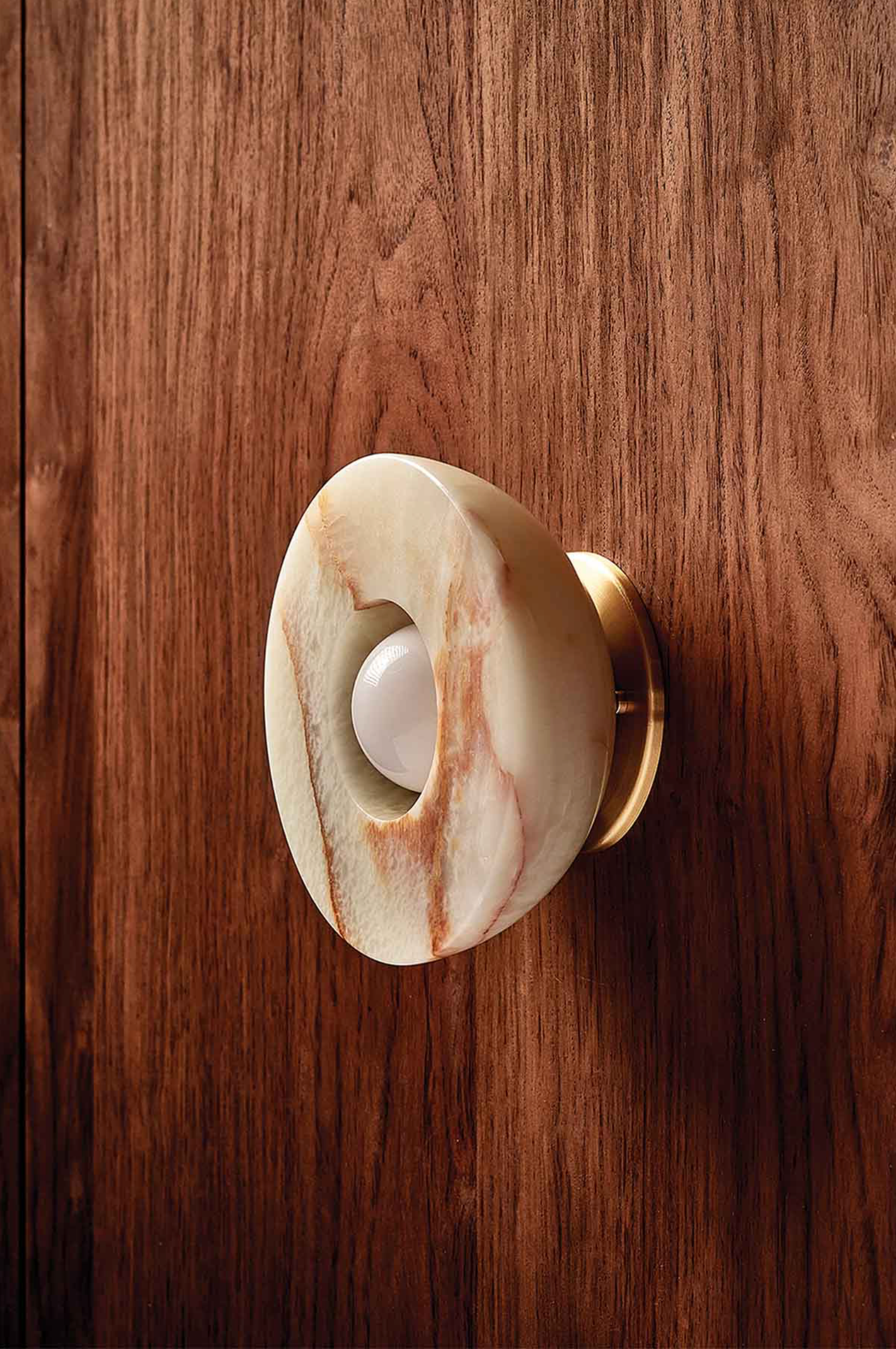 Aurelia | Surface Sconce