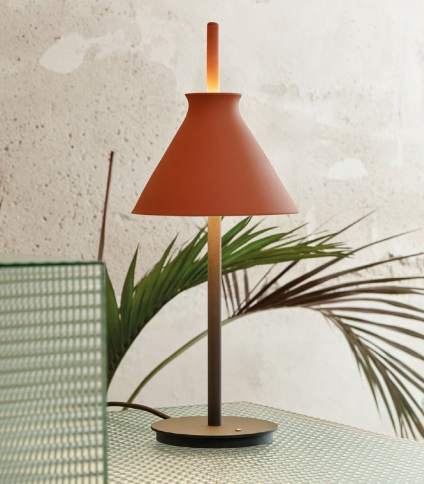Totana | Table Lamp