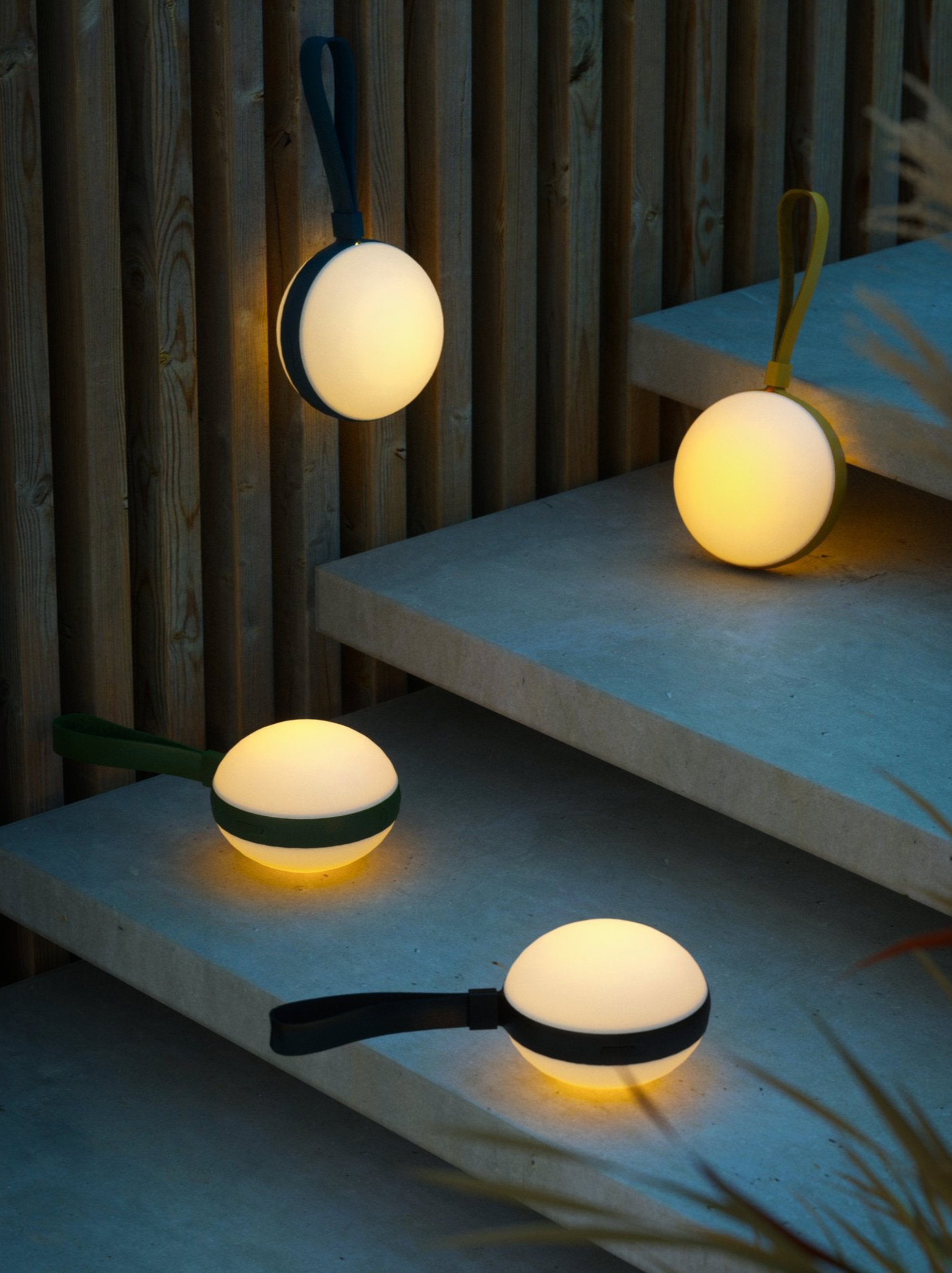 Bring To-Go 12 | Portable Lamp