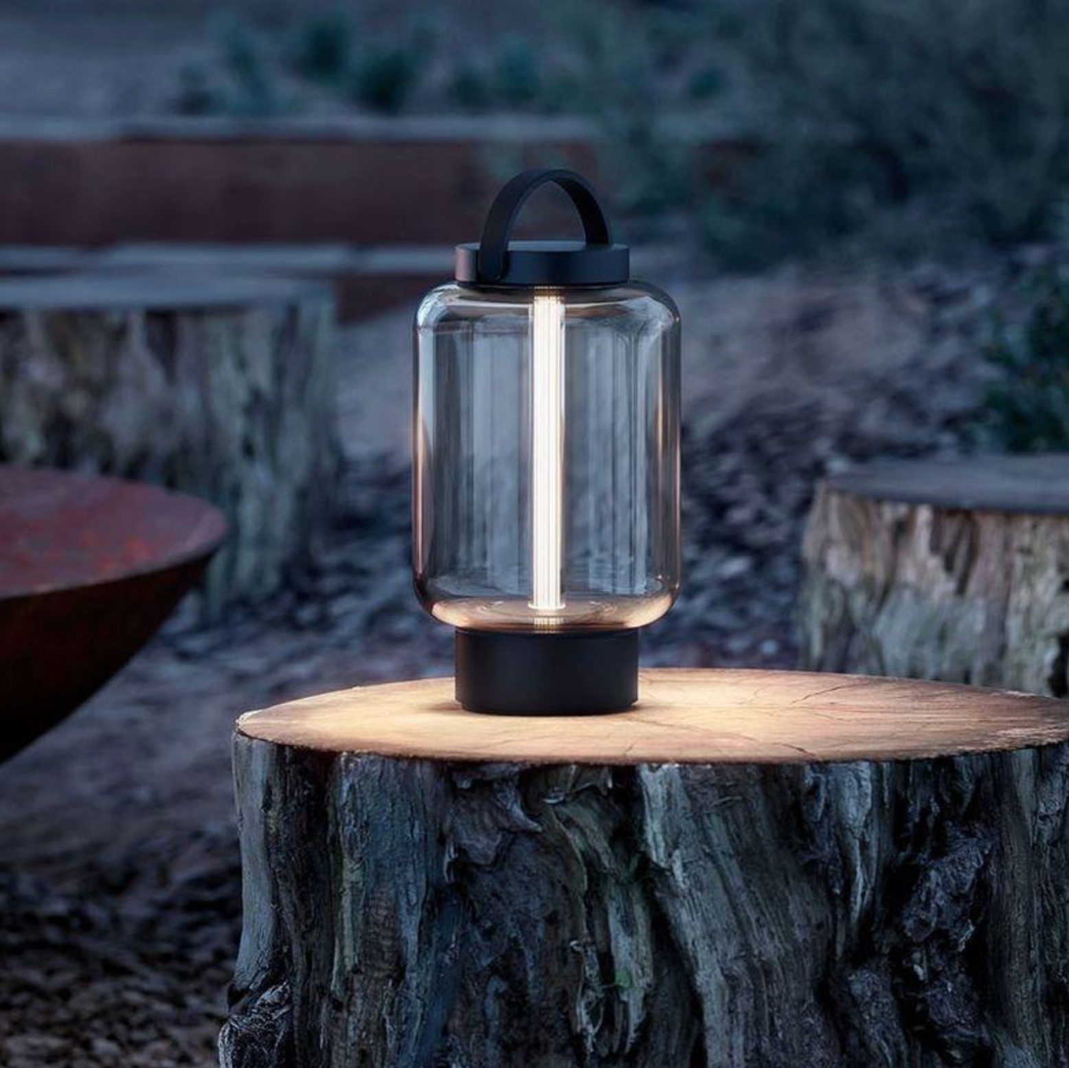Qu | Portable Lamp