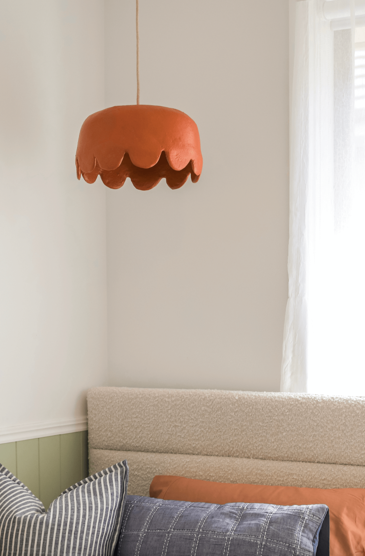 Scalloped Medium | Pendant Light