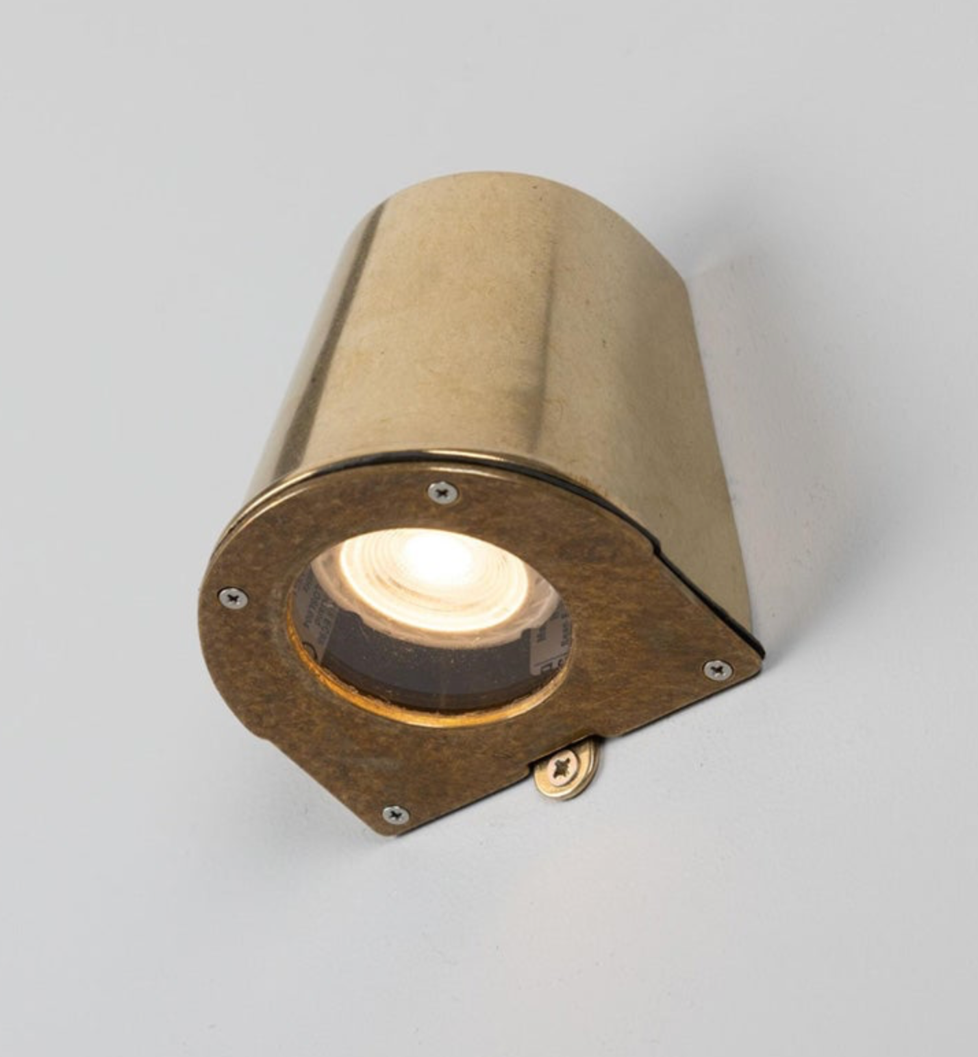 Wade | Wall Light