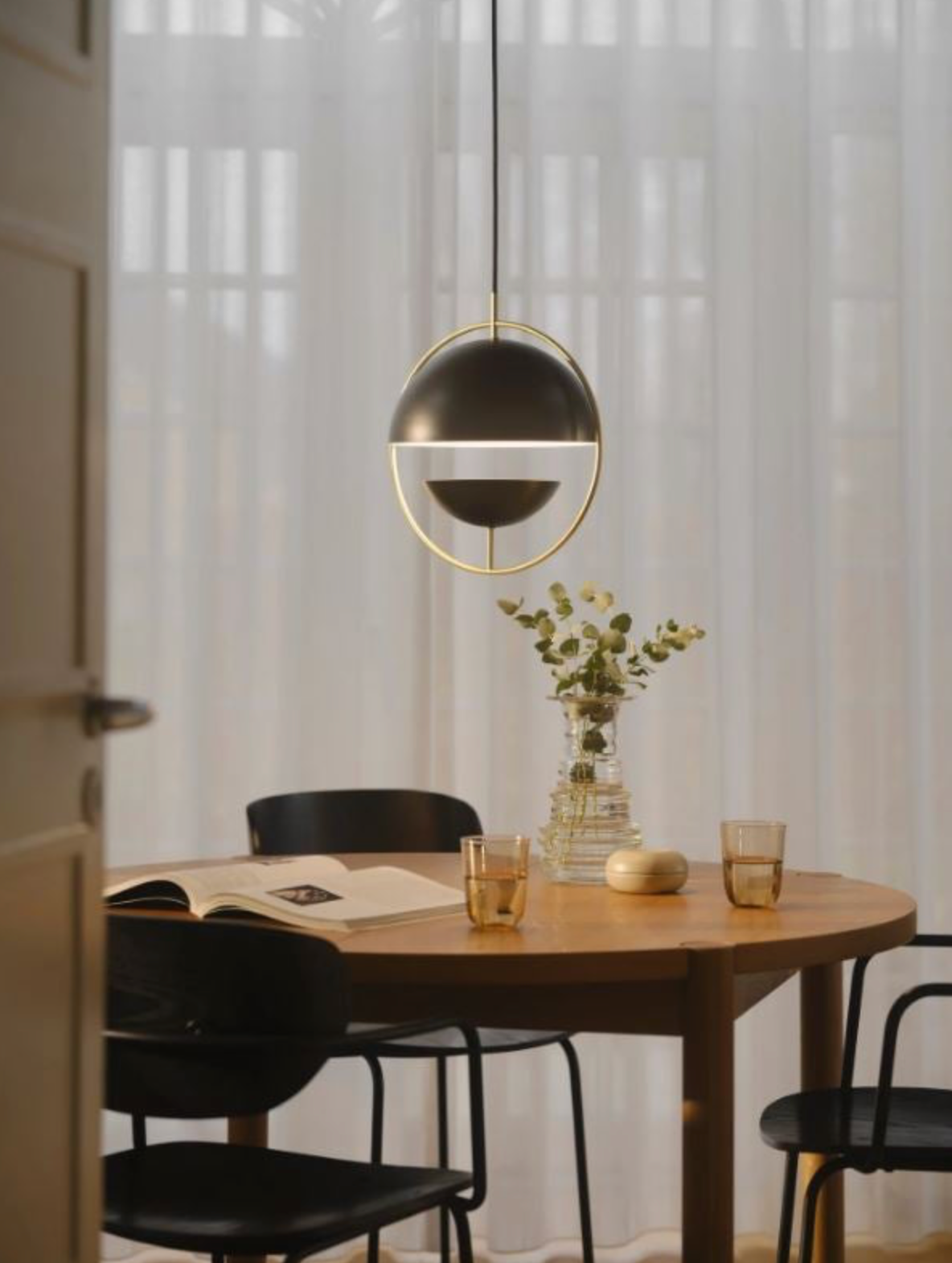 Tavia | Pendant Light
