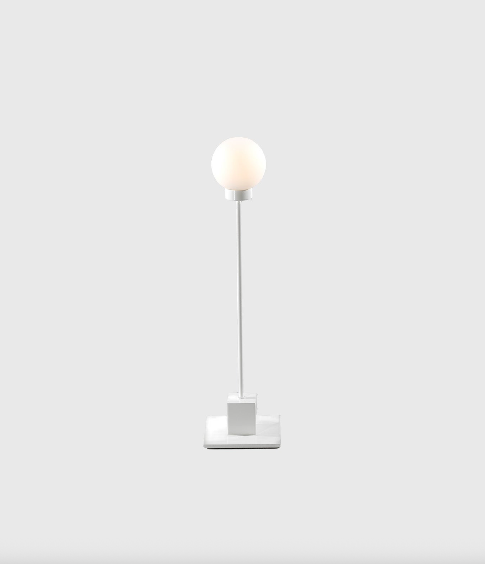 Snowball | Table Lamp