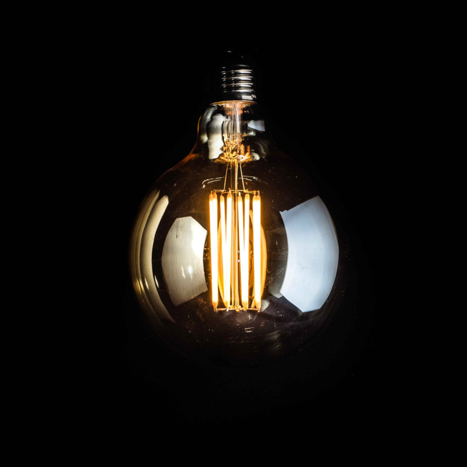Vintage LED | Long Filament Clear Round | Light Globe | G125 8w E27 2200k