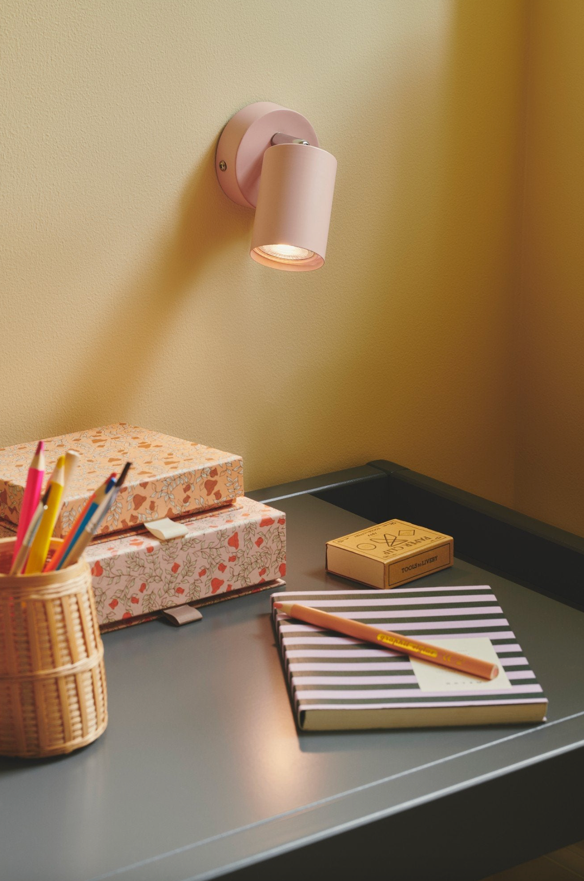 Explore | Wall Light