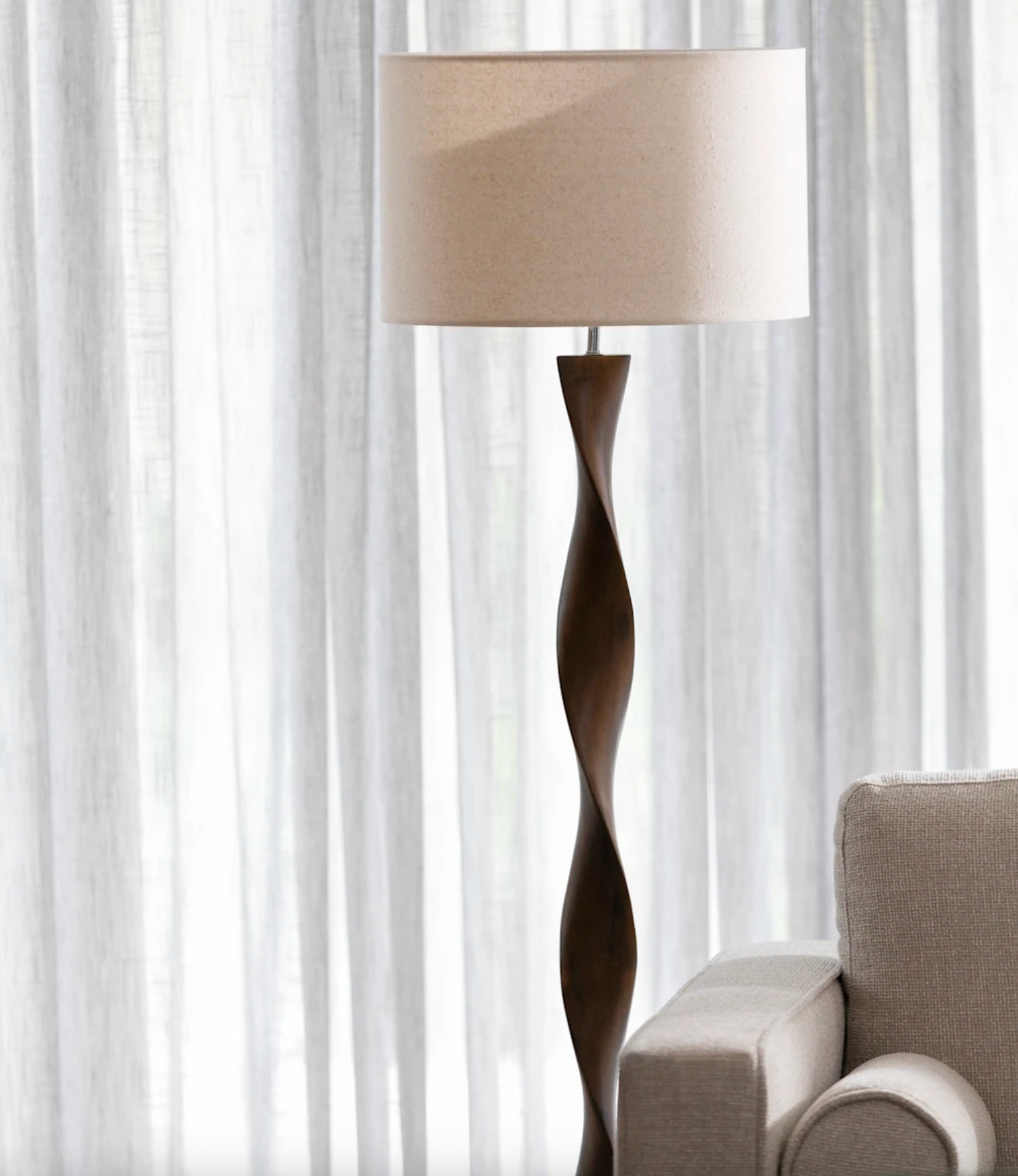Priya | Floor Lamp