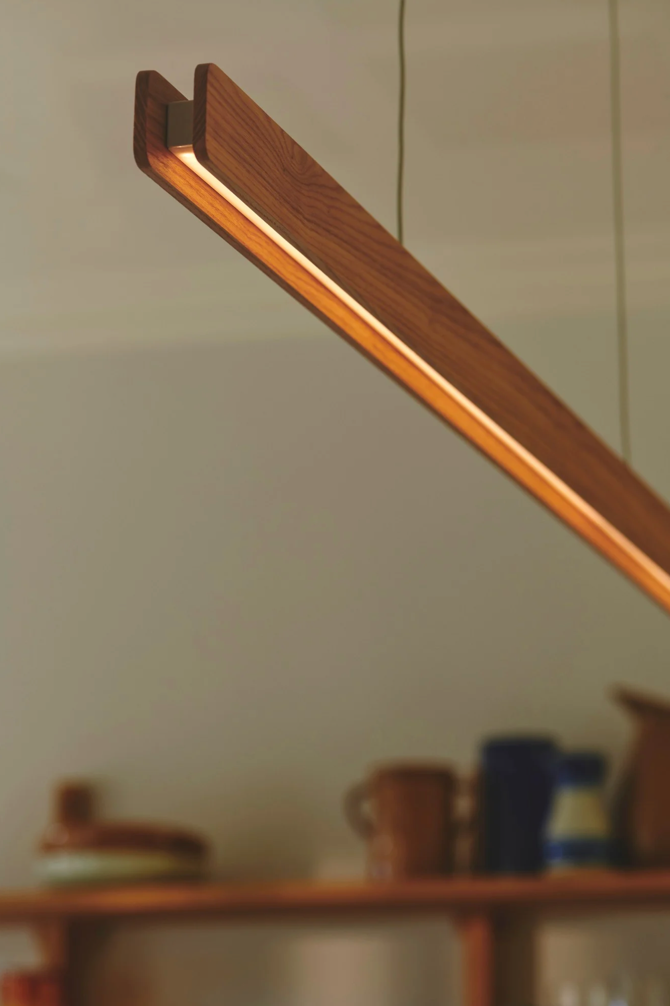 Llgas | Linear Pendant Light