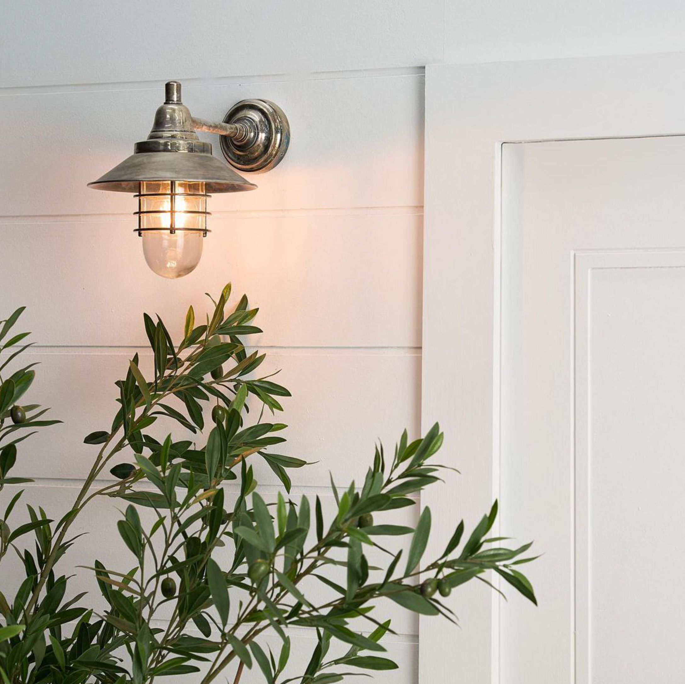 Clark | Wall Light
