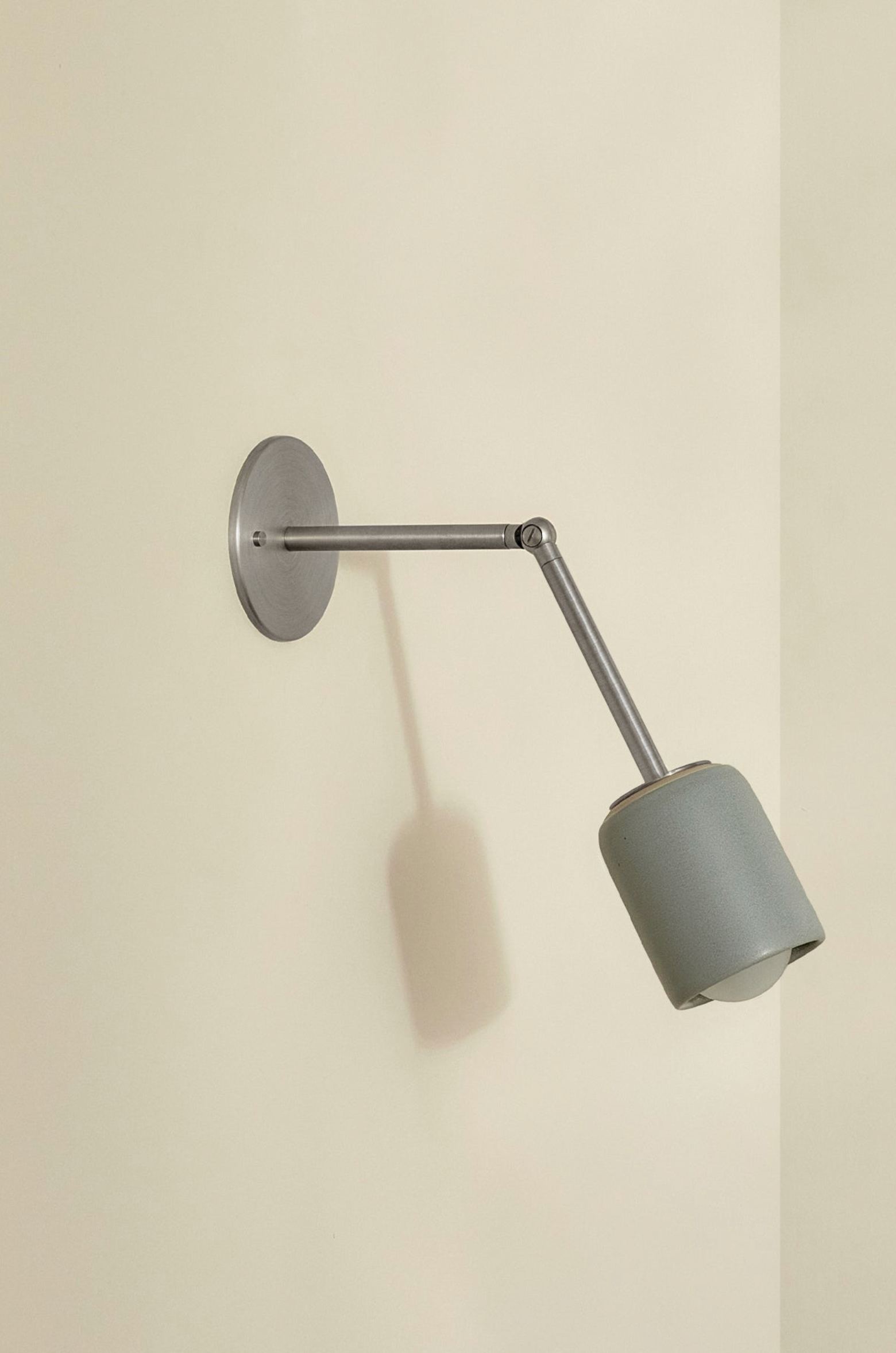 Terra 1 Long Articulating | Wall Light