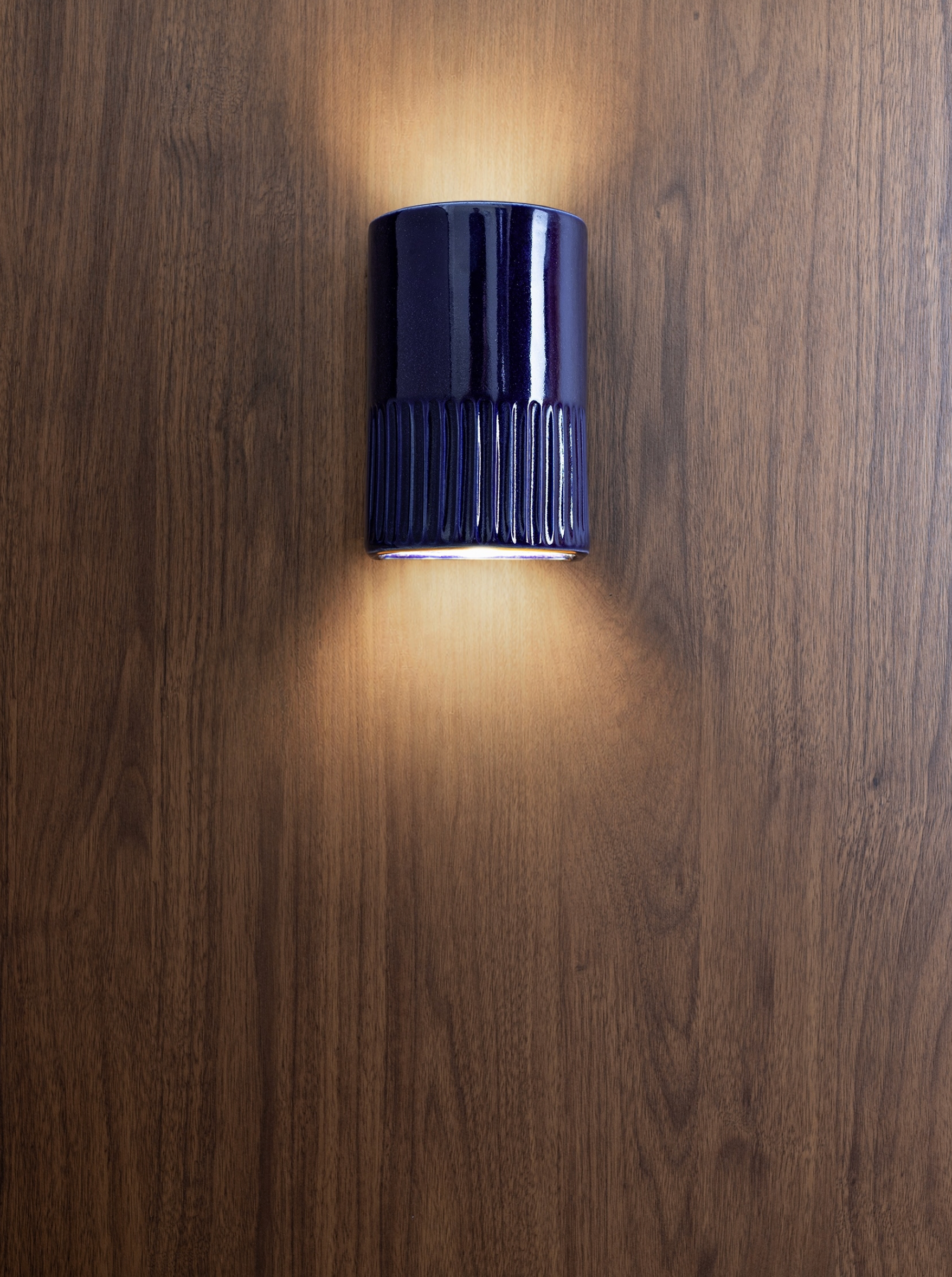 Glazed Day Short | Wall Light