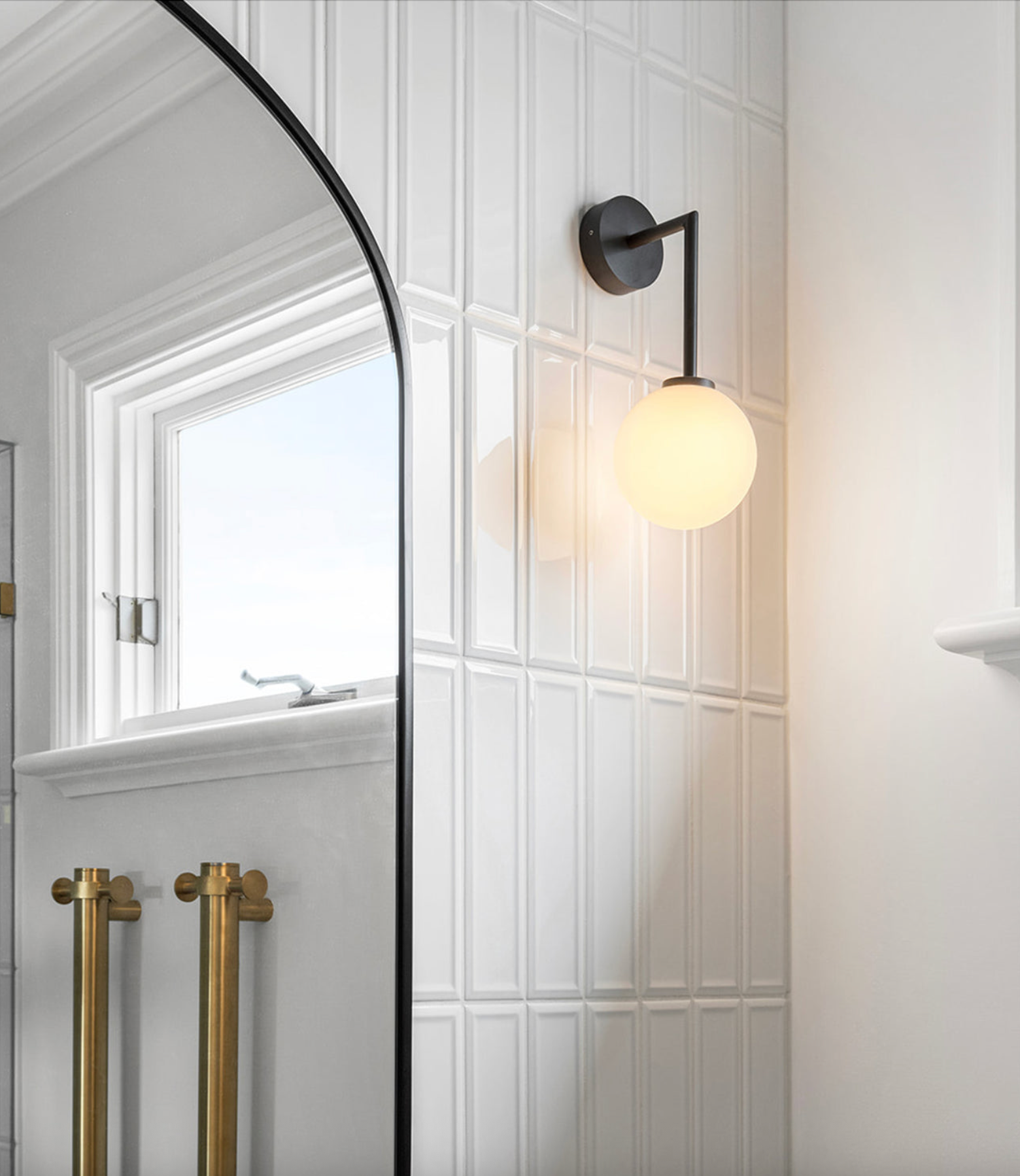 Orb Long Arm | Wall Light