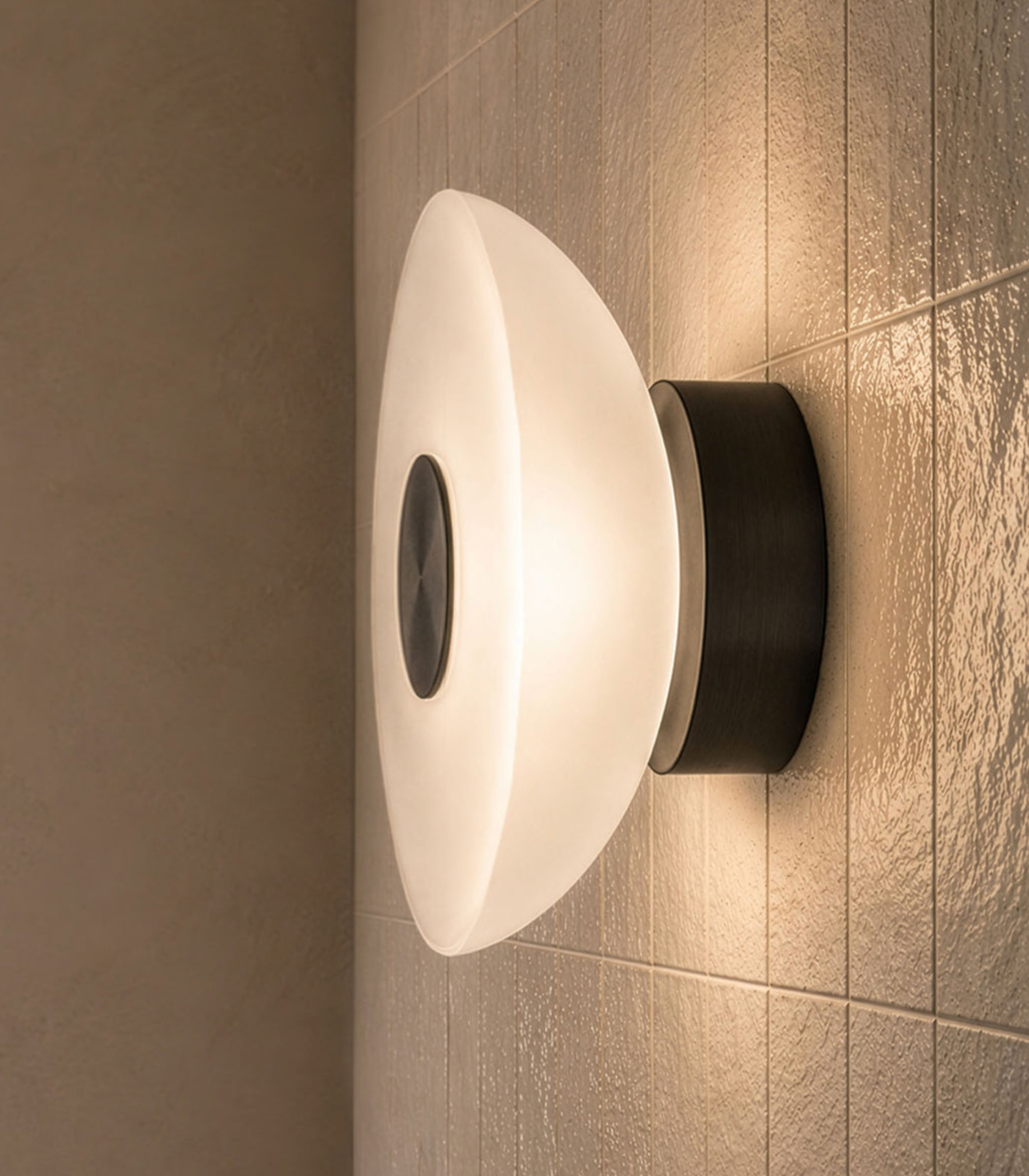 Dome Air | Wall Light