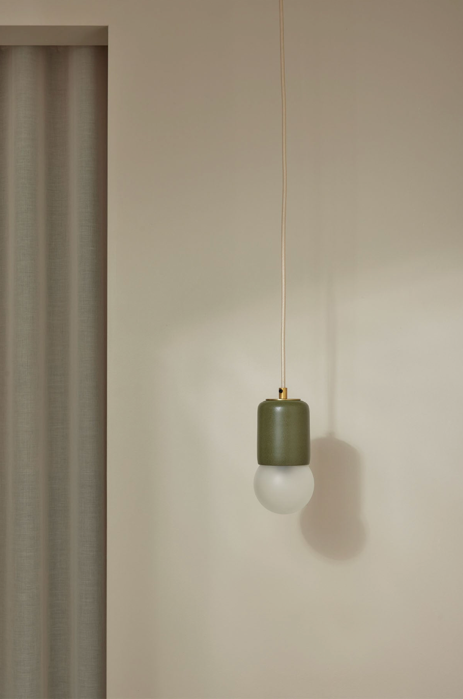 Terra 1 Ceramic Pendant Light – Olive / Brass – Marz Designs